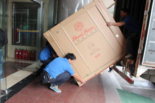 乐东钢琴贵重工艺品无忧运